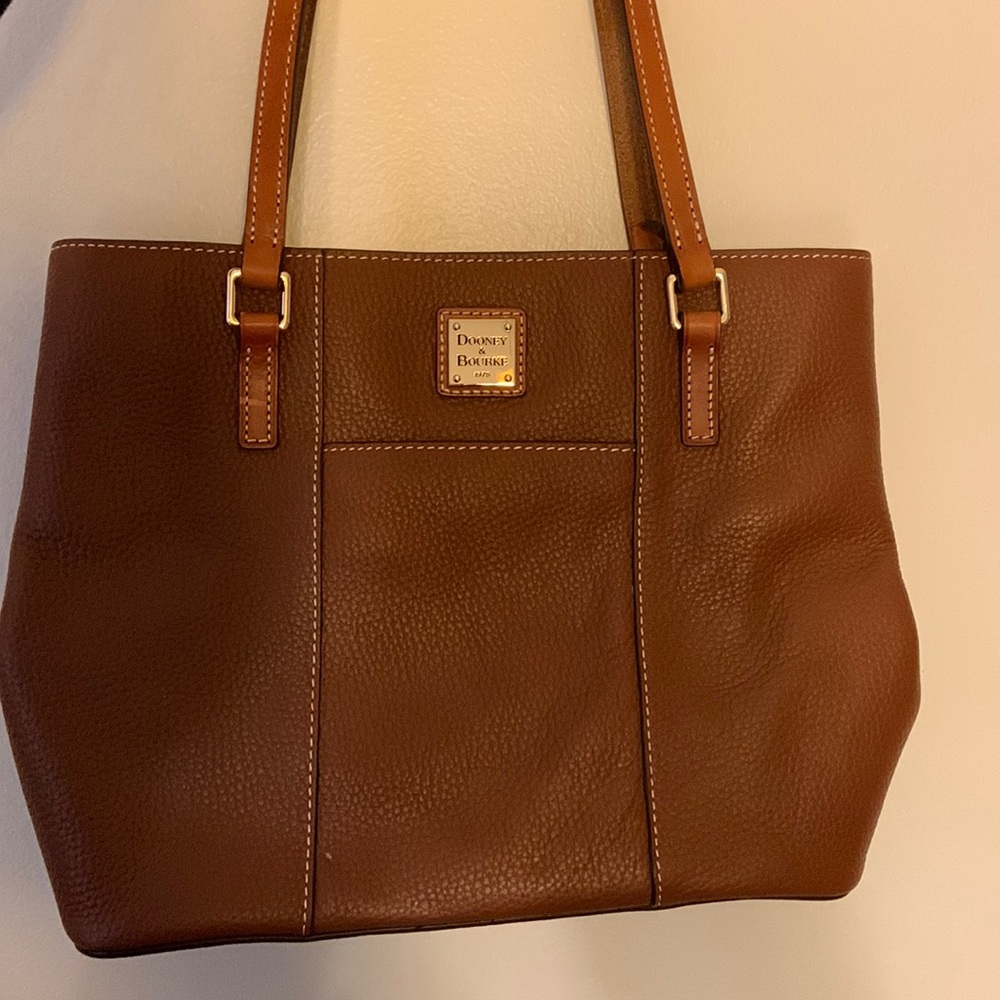 Medium Dooney and Burke tote